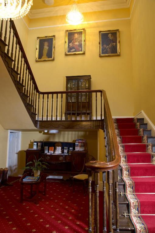 Ty Mawr Mansion Hotel Lampeter Exterior foto